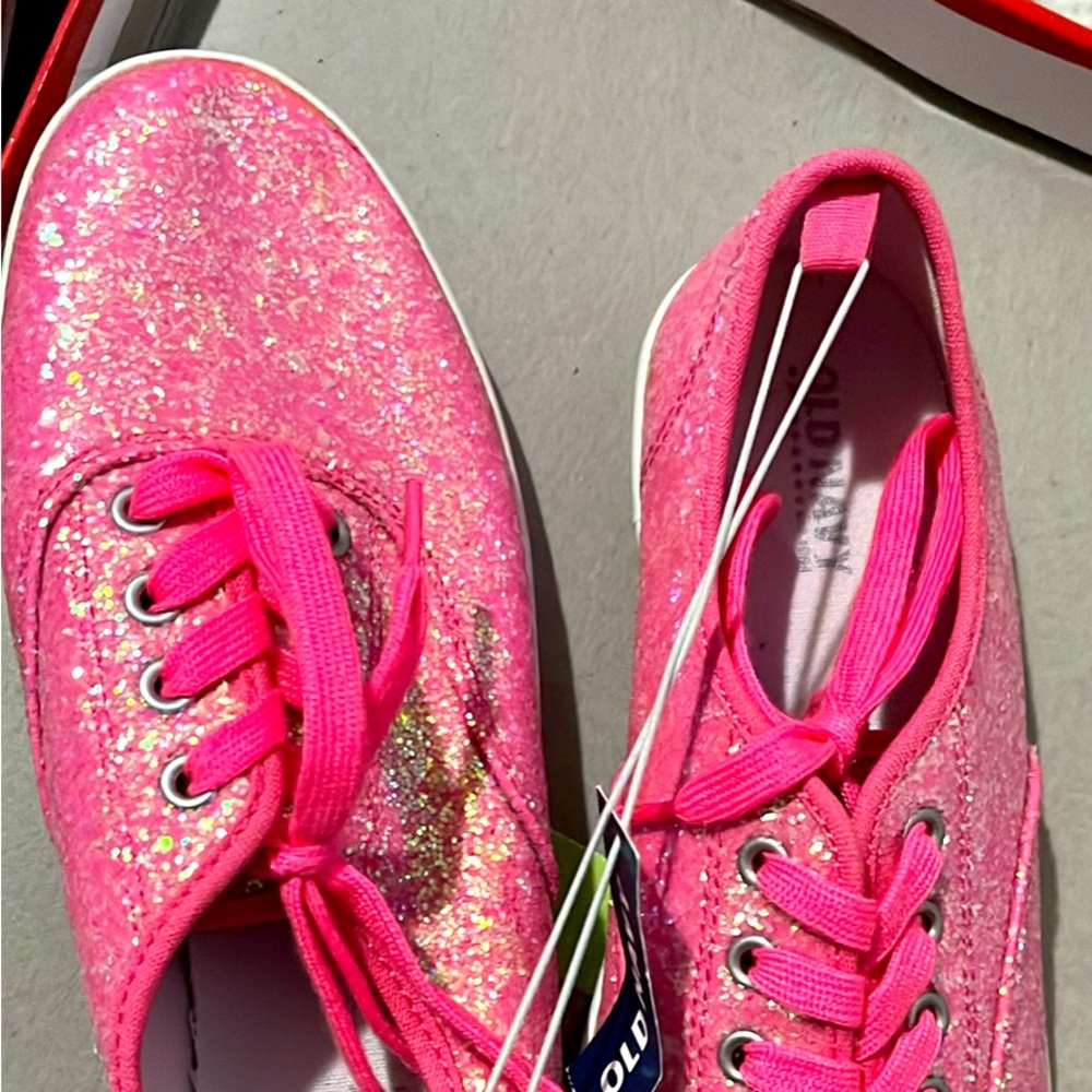 Brand new pink glitter girl sneakers size 5